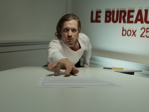 LE BUREAU